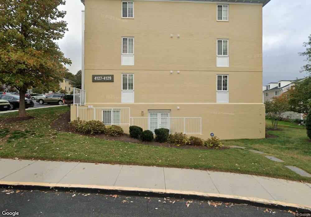 4127 S Four Mile Run Dr unit 203, Arlington, VA 22204 - photo 1