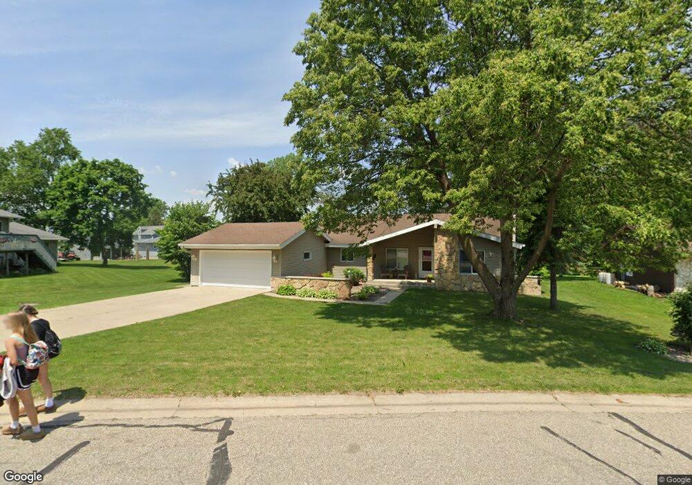 402 E 12th St, Zumbrota, MN 55992 - photo 1