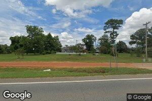 22 Old Relee Rd, Broxton, GA 31519