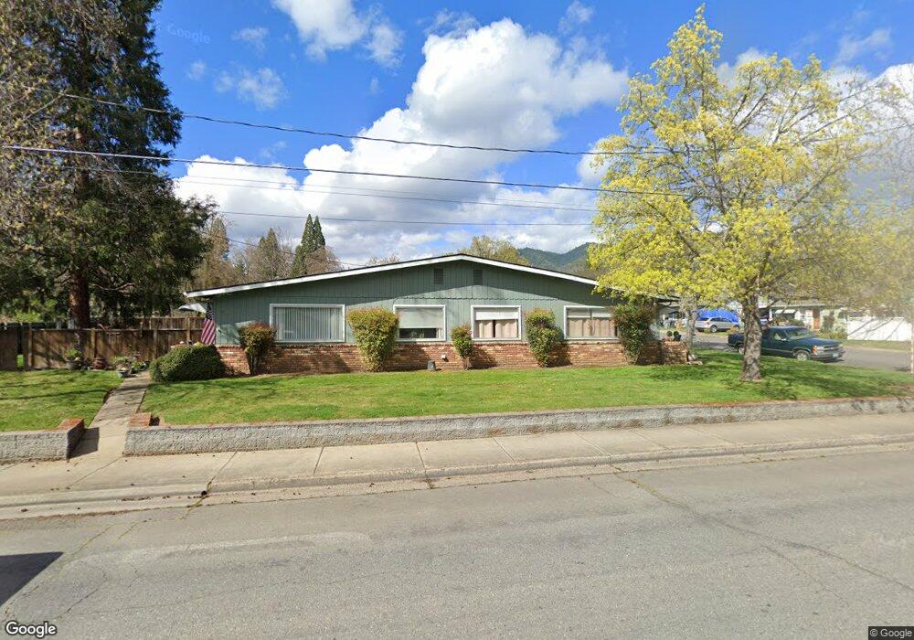 206 NW Savage St, Grants Pass, OR 97526 - photo 1