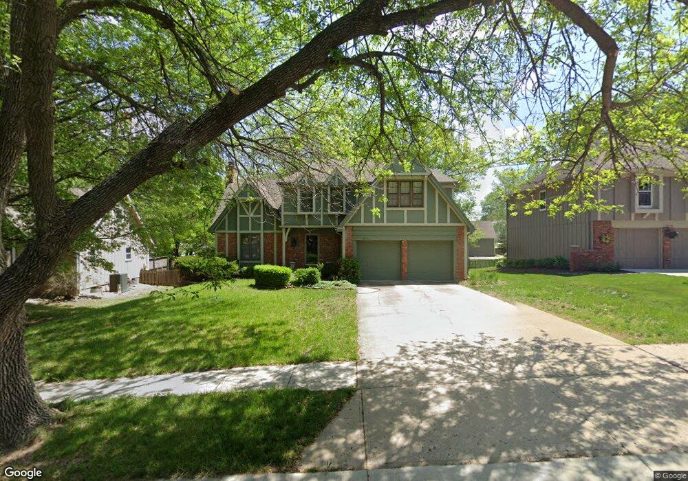 10571 Noland Rd, Lenexa, KS 66215 - photo 1