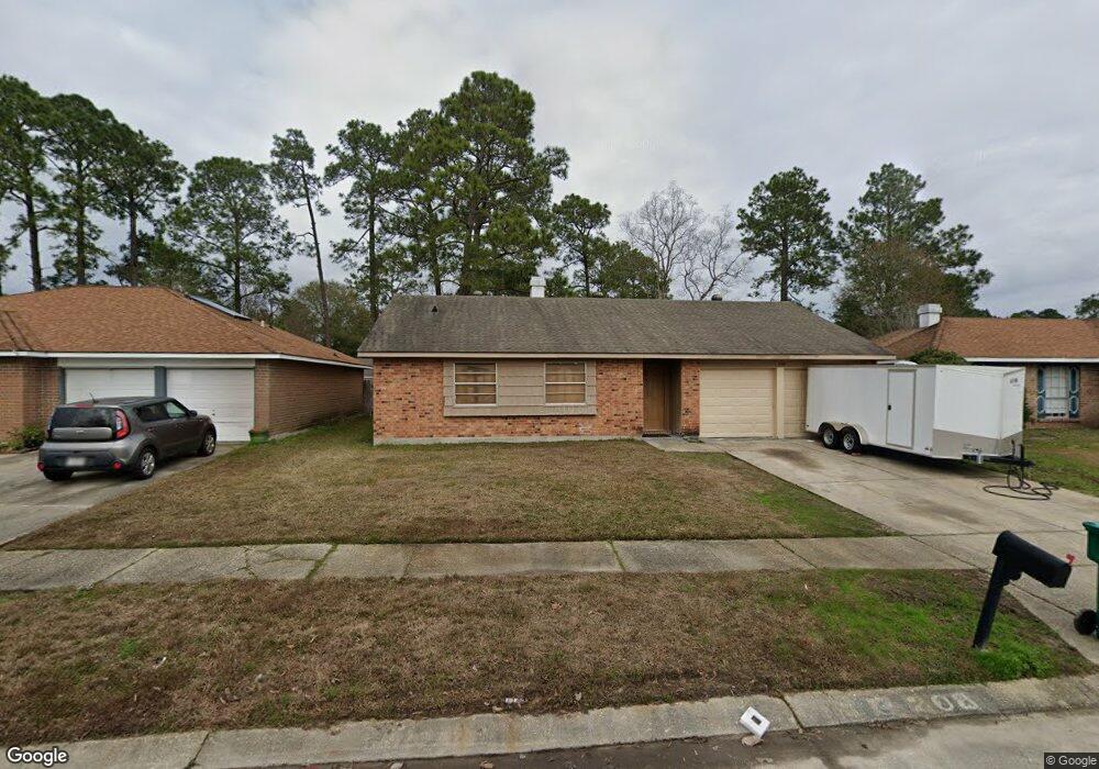 208 Hollow Rock Ct, Slidell, LA 70461 - photo 1