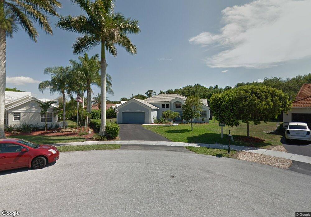 9652 Ridgeside Ct, Davie, FL 33328 - photo 1