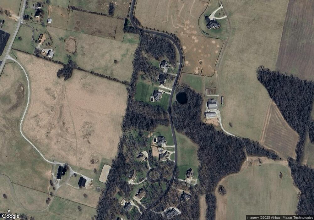 6040 Hidden Away Ln, Versailles, KY 40383 - photo 1