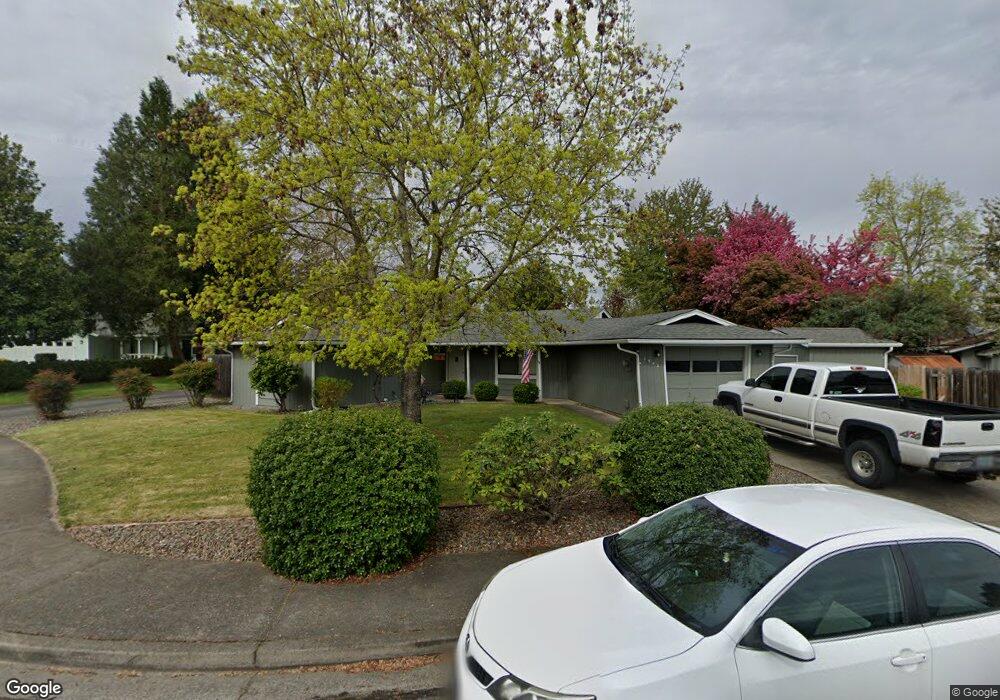 1902 Meadow Glen, Grants Pass, OR 97527 - photo 1