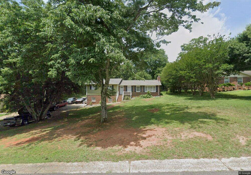 427 Mason Dr, Canton, GA 30115 - photo 1