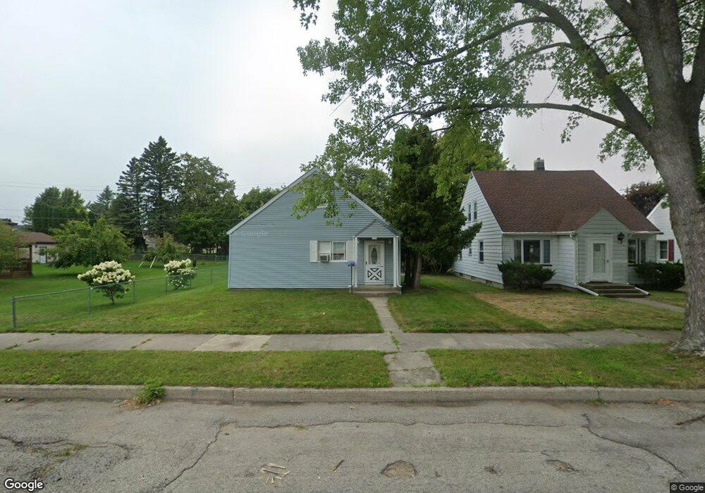 2008 17th Ave, Menominee, MI 49858 - photo 1