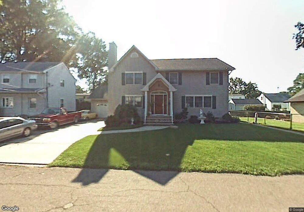 135 Birchwood Rd, Linden, NJ 07036 - photo 1