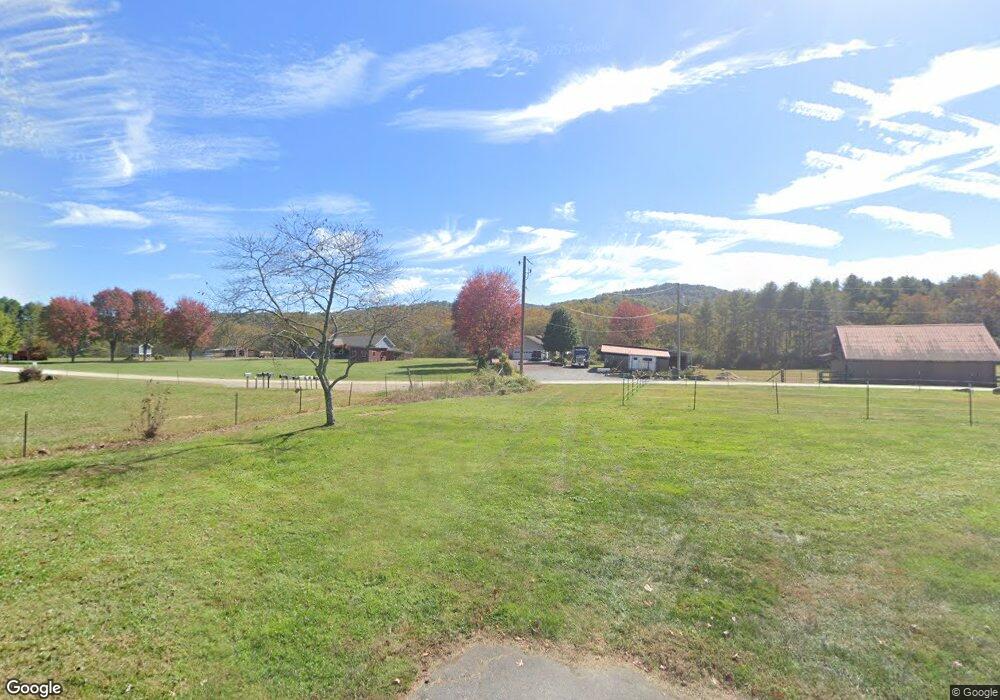 46 Meadow Dr, Hendersonville, NC 28792 - photo 1