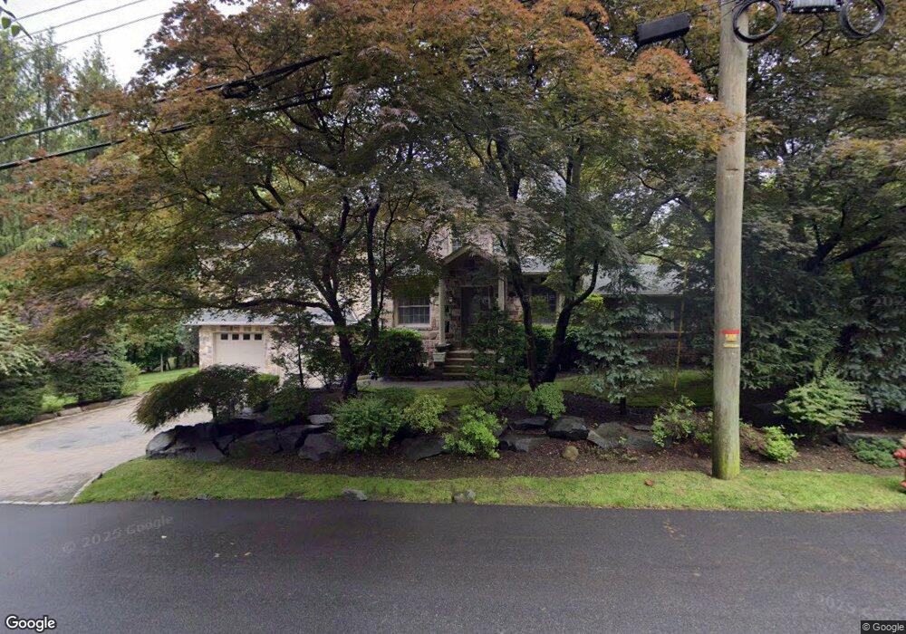 27 Forest St, Alpine, NJ 07620 - photo 1