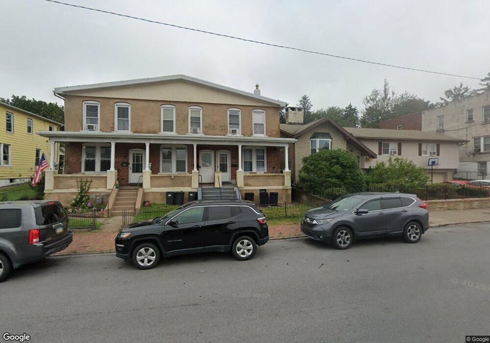 519 E Diamond Ave, Hazleton, PA 18201 - photo 1