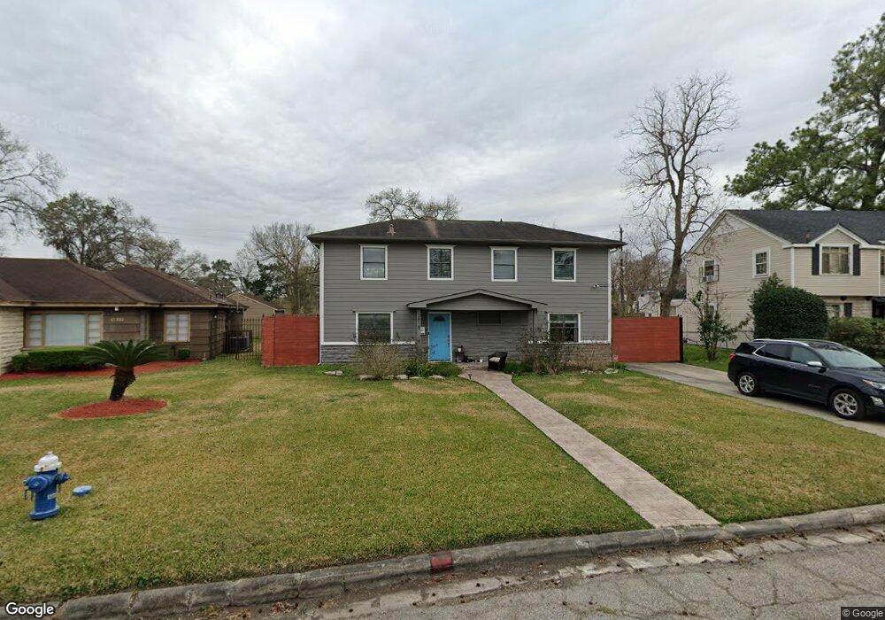 3818 Southmore Bl, Houston, TX 77004 - photo 1