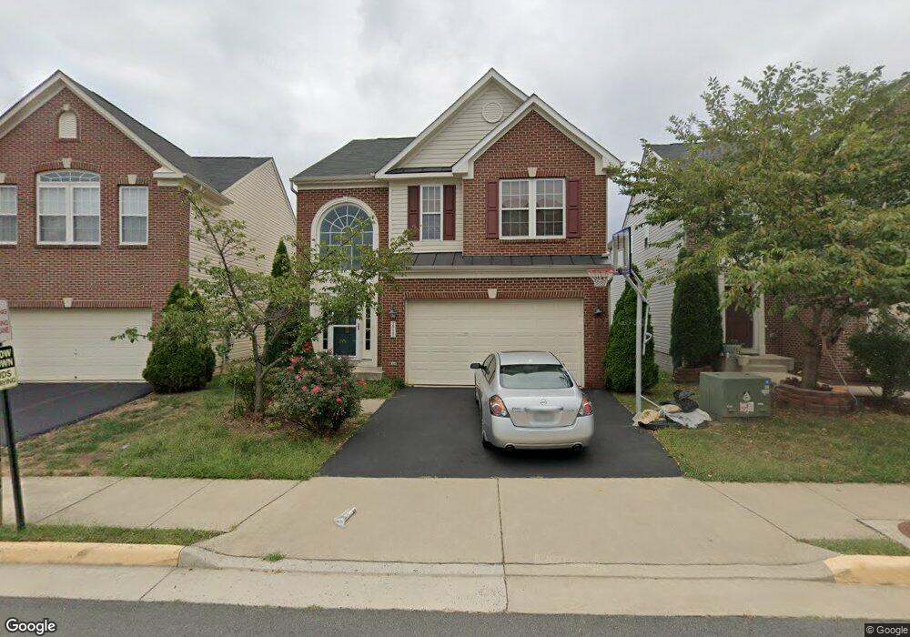 3911 Beeker Mill Place, Chantilly, VA 20151 - photo 1