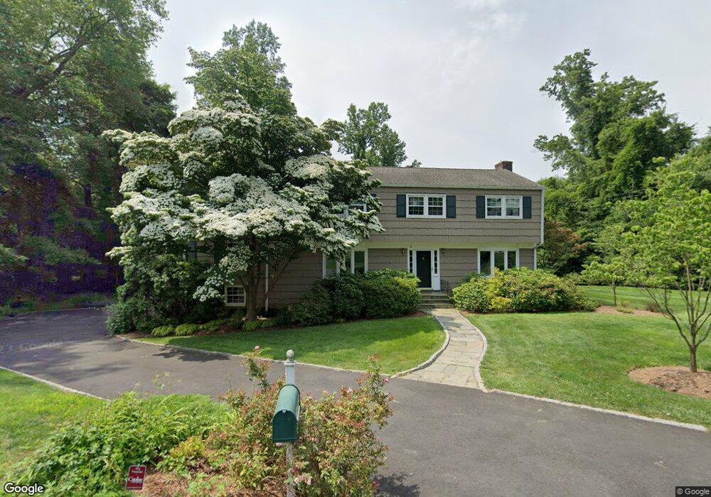 8 Hilly Field Ln, Westport, CT 06880 - photo 1