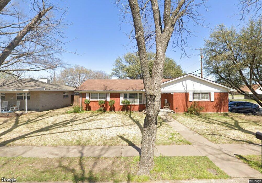 1302 Southern Blvd, Cleburne, TX 76033 - photo 1