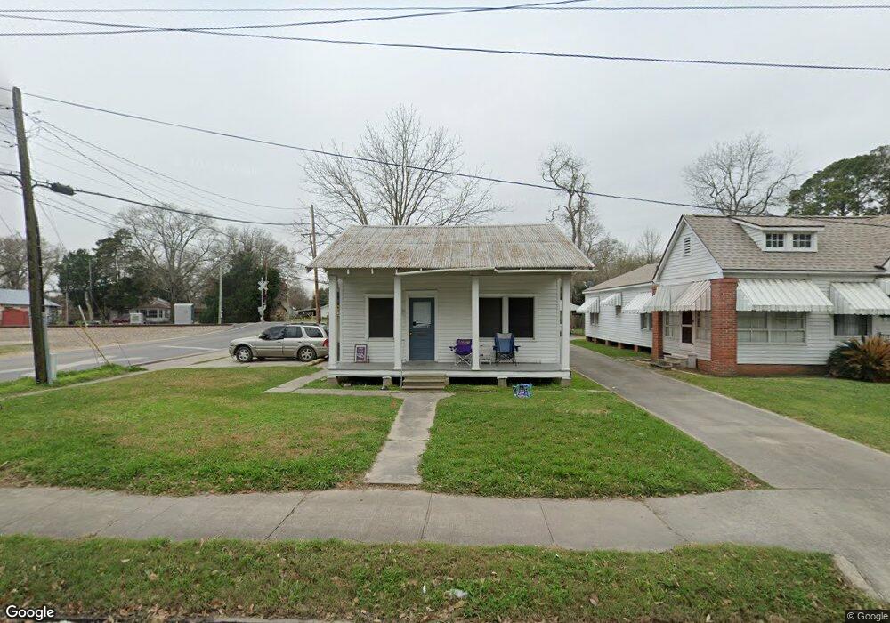 452 E Saint Peter St, New Iberia, LA 70560 - photo 1