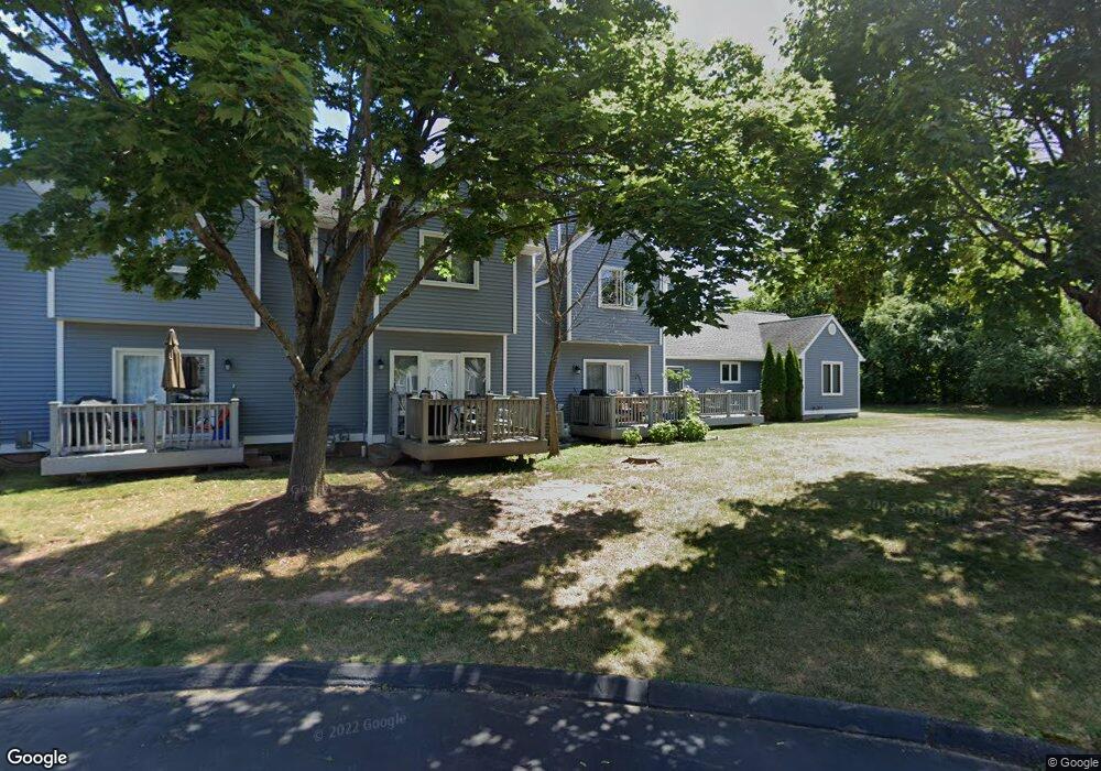 71 Rosemary Ln, Newington, CT 06111 - photo 1