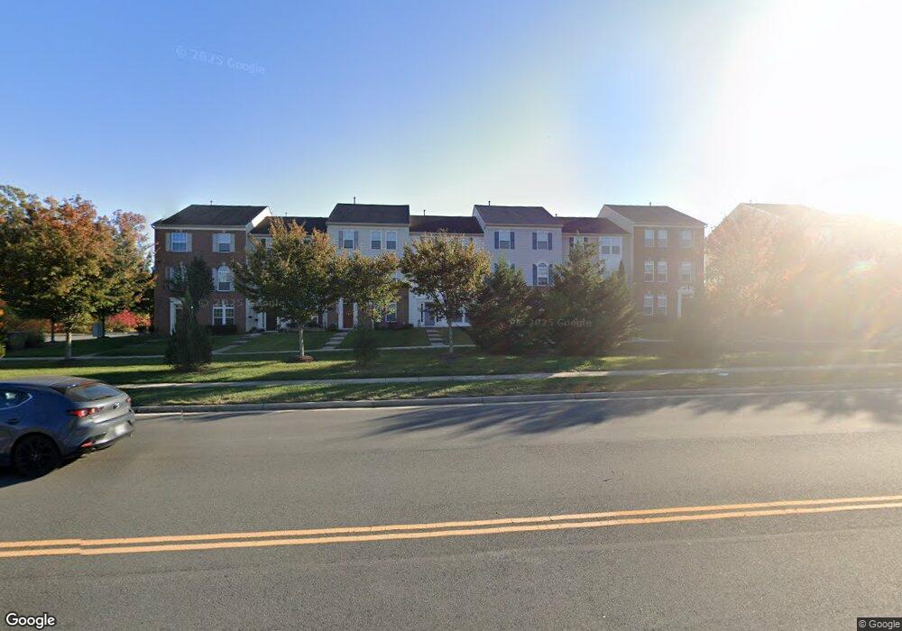 42943 Edgewater St, Chantilly, VA 20152 - photo 1