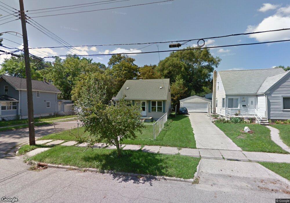 1401 Robertson Ave, Lansing, MI 48915 - photo 1