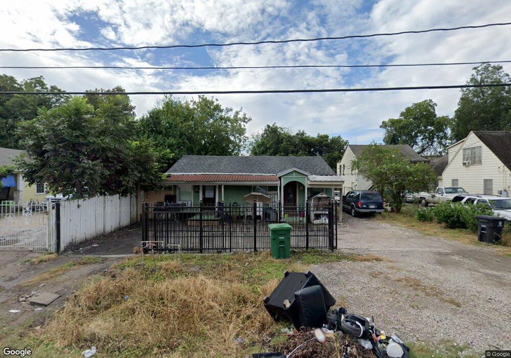 3016 Reid St, Houston, TX 77026 - photo 1