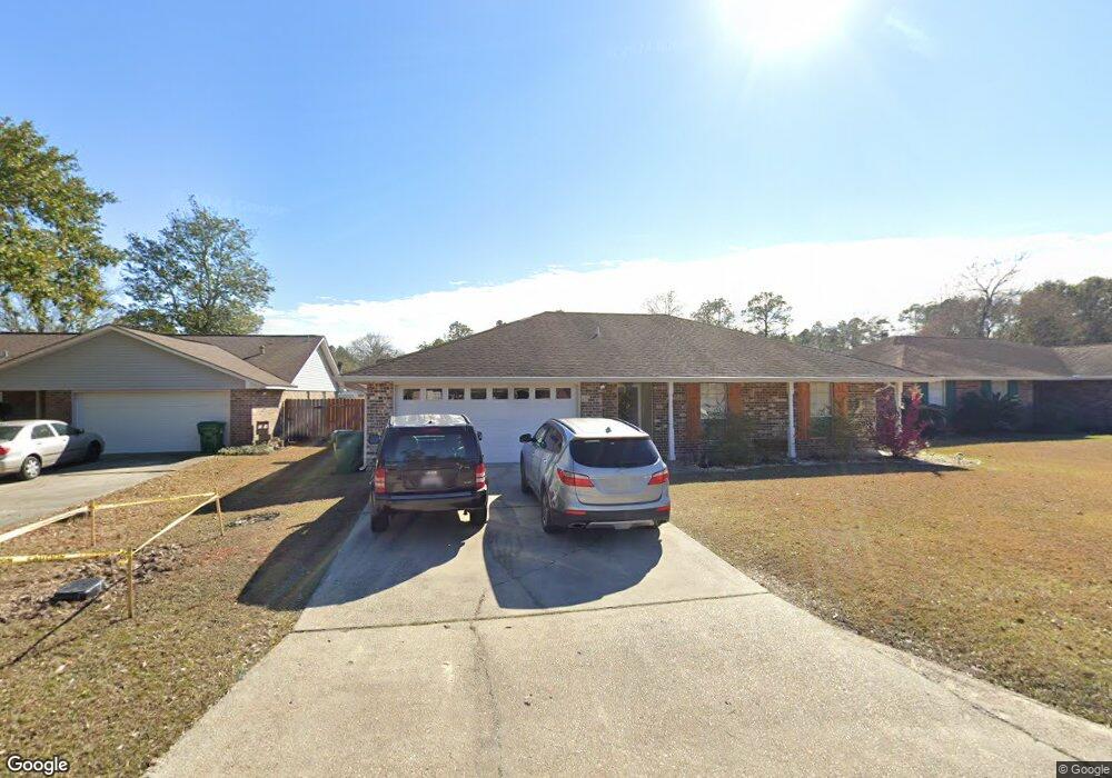 207 Lake Huron Ct, Slidell, LA 70461 - photo 1