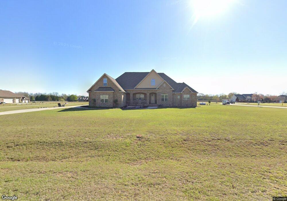 303 Cliett Rd, Byron, GA 31008 - photo 1