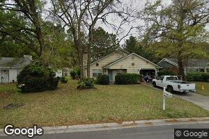 23 Tara Manor Dr, Savannah, GA 31406