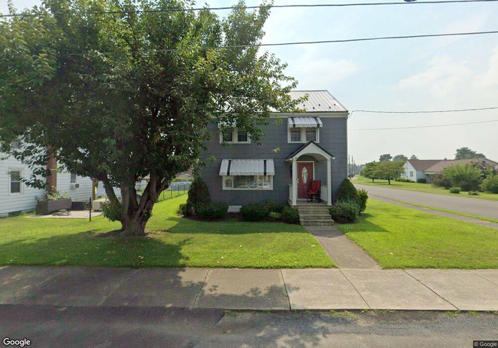 923 Monroe St, Berwick, PA 18603 - photo 1