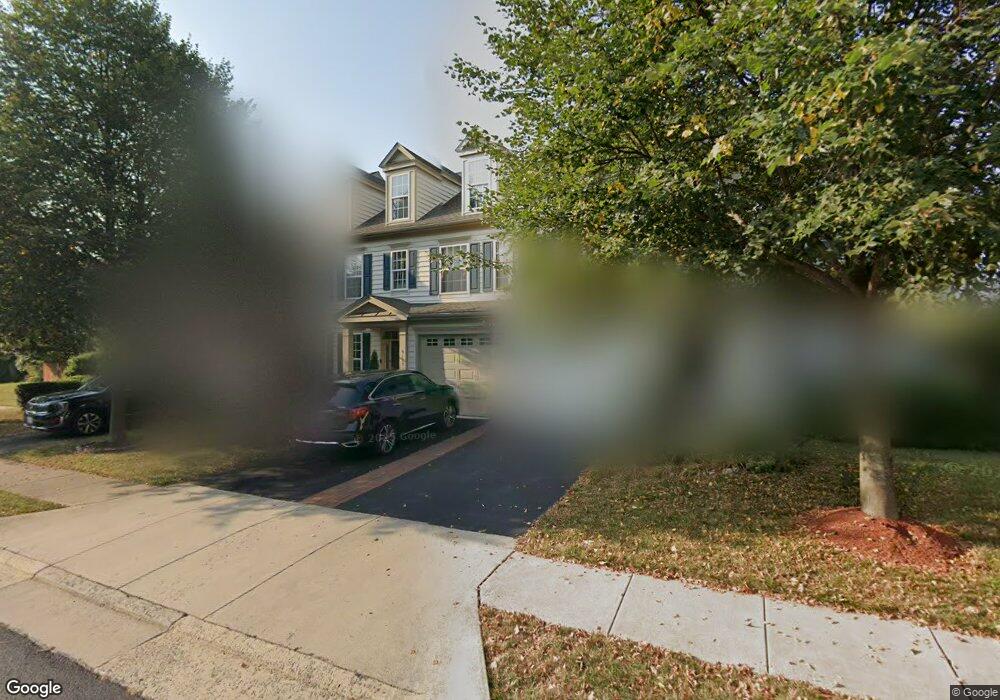 9122 Panther Falls Way, Bristow, VA 20136 - photo 1