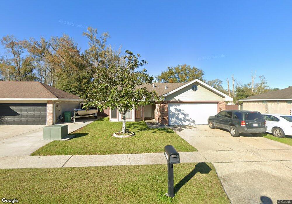 2828 Laurie Ln, Marrero, LA 70072 - photo 1
