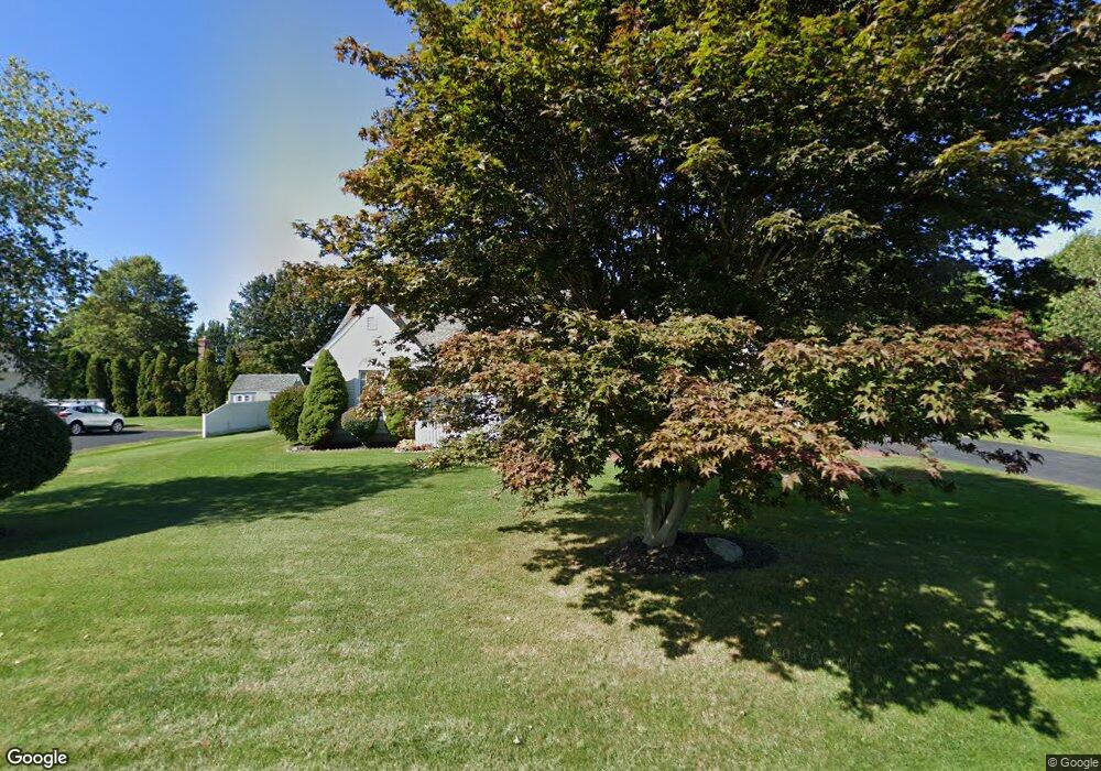 219 Meadow Ln, Middletown, RI 02842 - photo 1