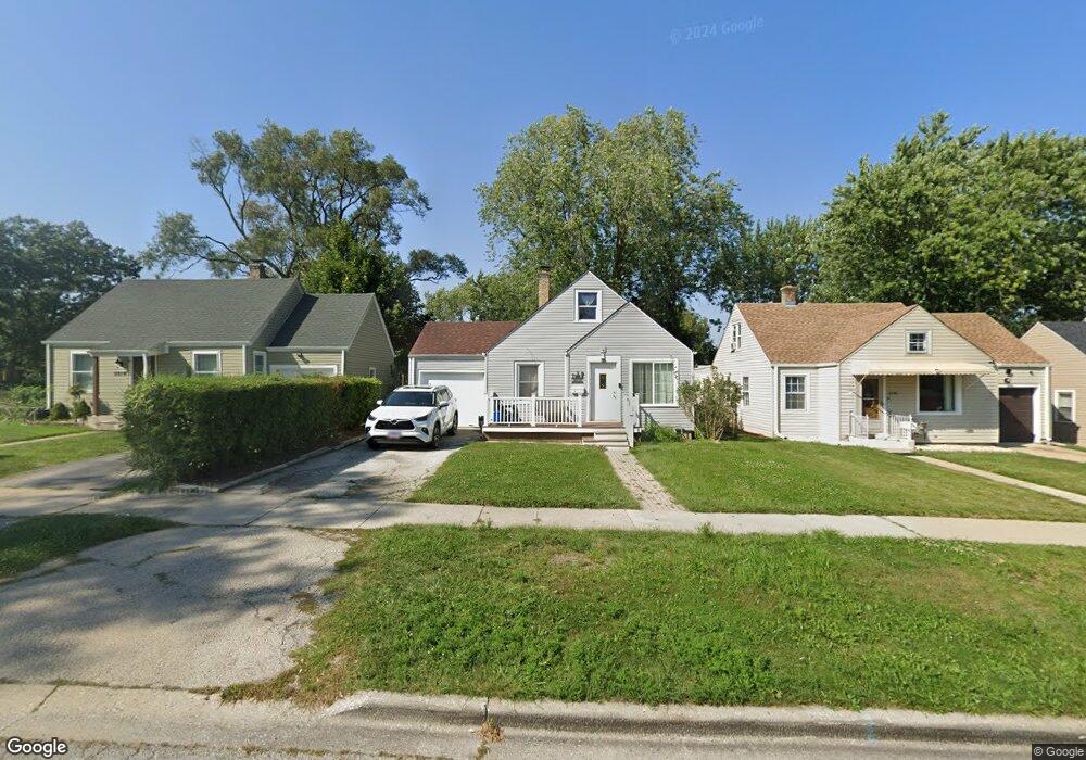 2012 Marshall Pkwy, Waukegan, IL 60085 - photo 1