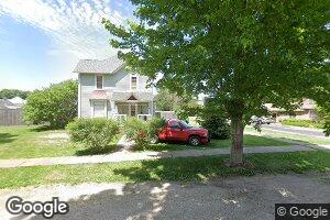 324 E 3rd St, Chadwick, IL 61014