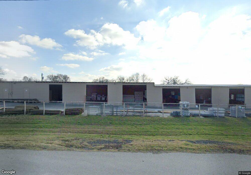 111 Windsor Ct, Weatherford, TX 76086 - photo 1