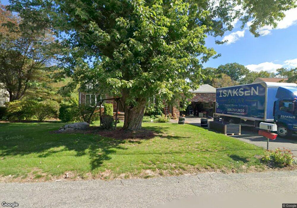 19 Cargill Rd, Cumberland, RI 02864 - photo 1