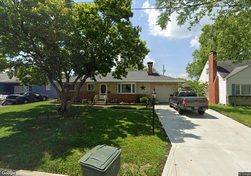 697 Powhatan Ave, Columbus, OH 43204 - photo 1