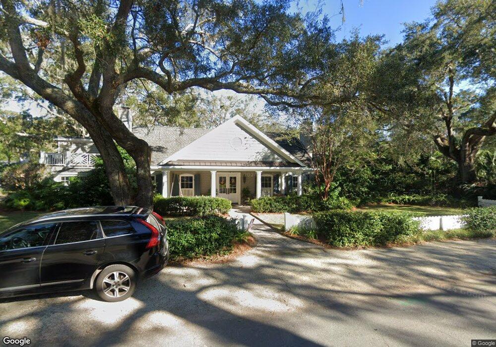 200 Wymberly Rd, Saint Simons Island, GA 31522 - photo 1