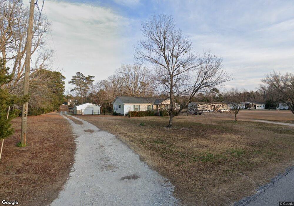 565 Tar Landing Rd, Holly Ridge, NC 28445 - photo 1