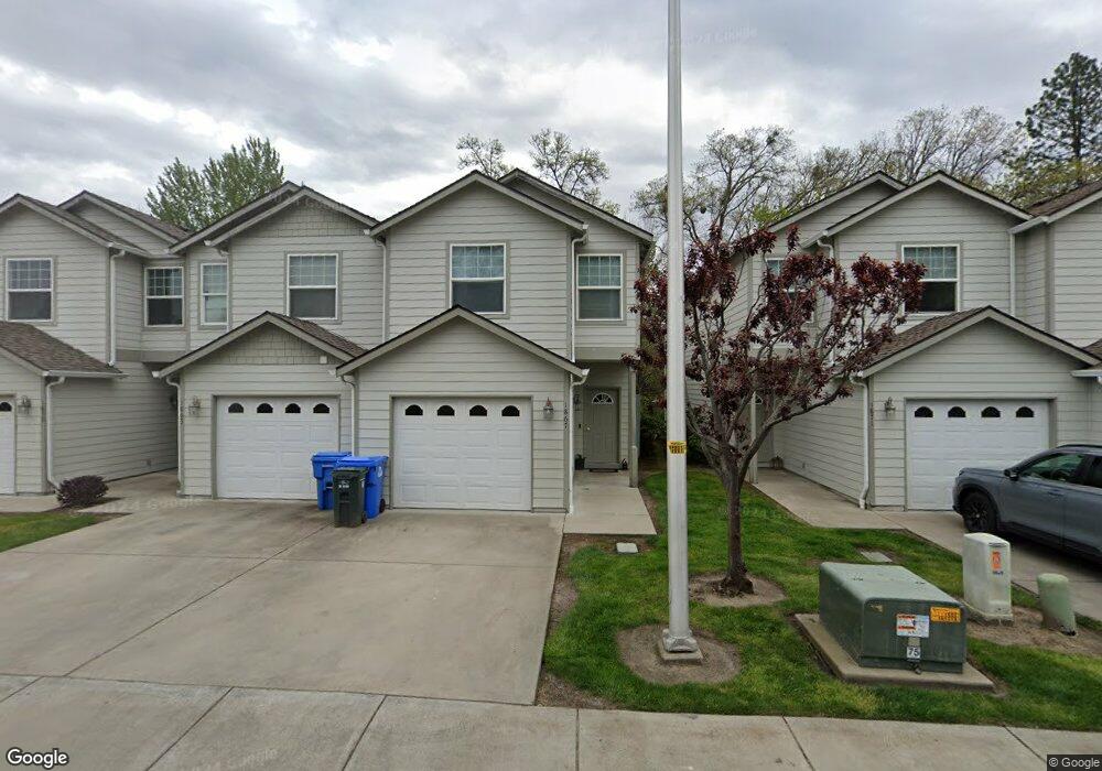 1867 SW Hungry Hill Dr, Grants Pass, OR 97527 - photo 1