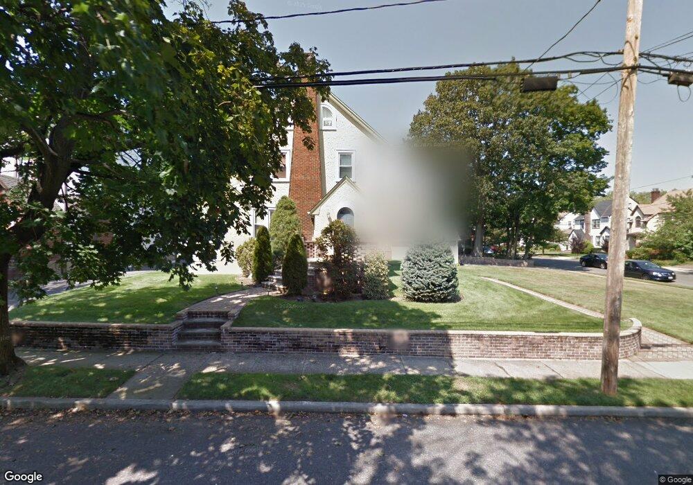 310 Plymouth St, West Hempstead, NY 11552 - photo 1