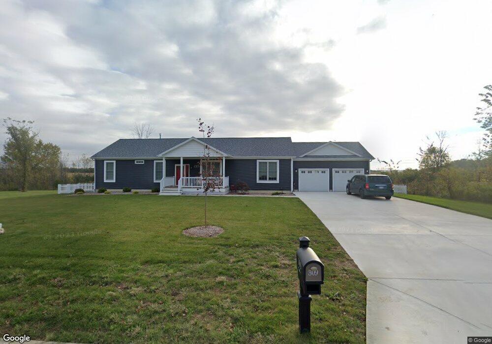 309 Tulip Dr, Three Oaks, MI 49128 - photo 1