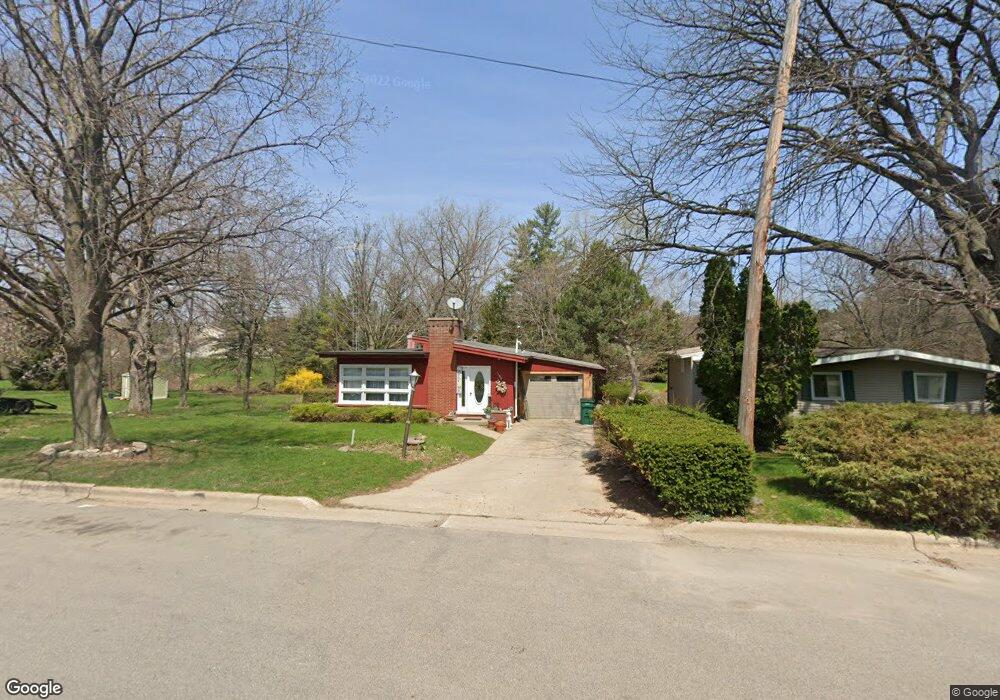 1104 Harding Ave, Owosso, MI 48867 - photo 1