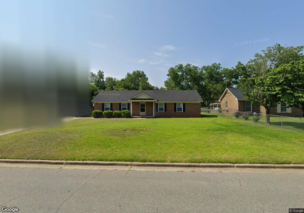 826 Shelton Dr, Albany, GA 31705 - photo 1