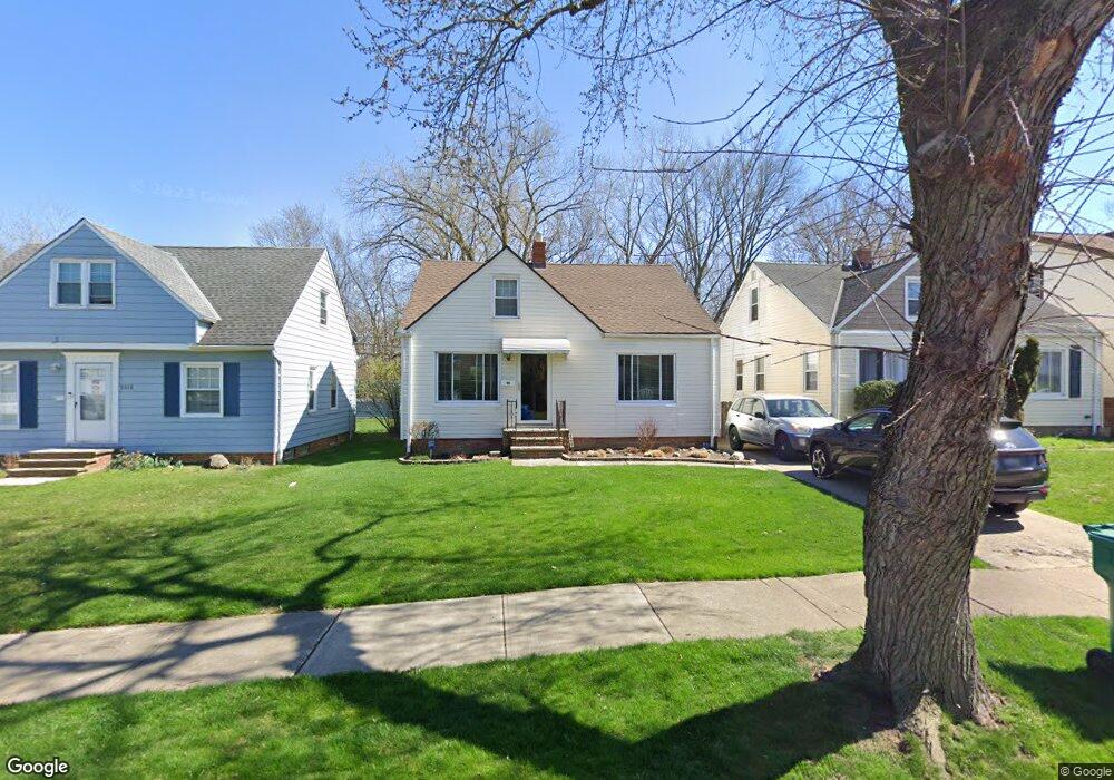 5559 Dalewood Ave, Maple Heights, OH 44137 - photo 1