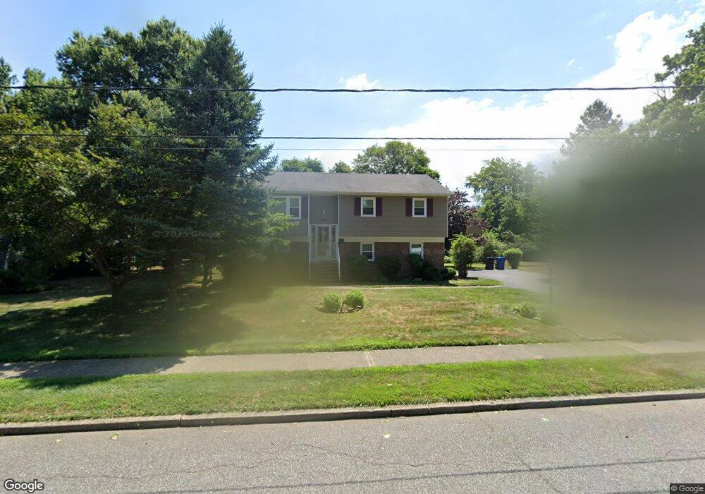 30 Tanglewood Rd, Middletown, NJ 07748 - photo 1