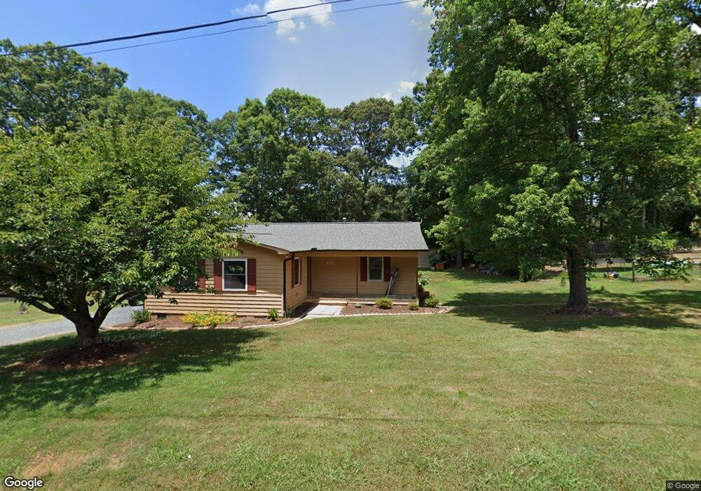 212 Mcknight St, Asheboro, NC 27203 - photo 1