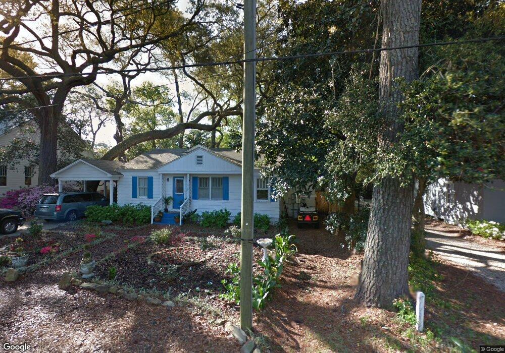 210 Ashantilly Ave, Saint Simons Island, GA 31522 - photo 1