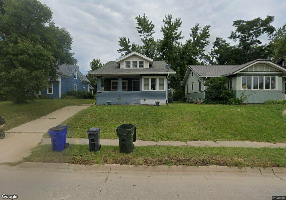 2120 Mount Vernon Rd SE, Cedar Rapids, IA 52403 - photo 1