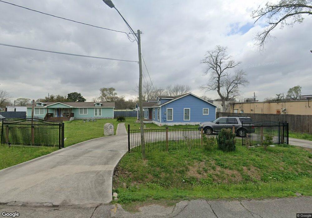 744 Green Meadow Ln, Houston, TX 77091 - photo 1