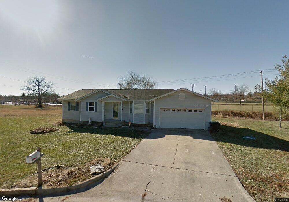 1204 Woodlawn Ct, Rolla, MO 65401 - photo 1